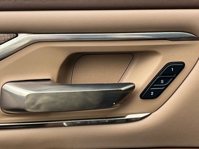 2019 RAM 1500 Longhorn Crew Cab 4x4 5'7' Box