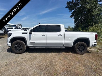 2025 GMC Sierra 1500 Elevation