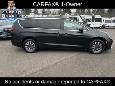 2023 Chrysler Pacifica Hybrid Touring L