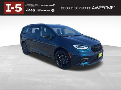 2025 Chrysler Pacifica PACIFICA LIMITED AWD