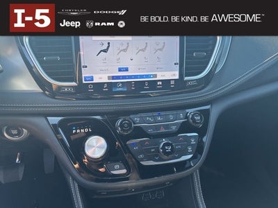 2025 Chrysler Pacifica PACIFICA LIMITED AWD