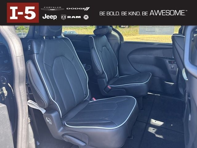 2025 Chrysler Pacifica PACIFICA LIMITED AWD