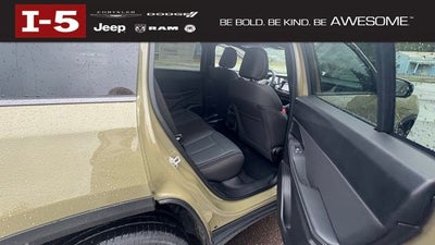2026 Jeep Cherokee Laredo