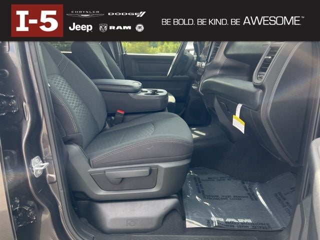 2025 RAM Ram 3500 RAM 3500 TRADESMAN CREW CAB 4X4 8' BOX