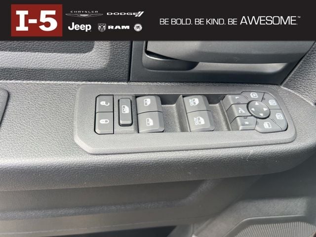 2025 RAM Ram 3500 RAM 3500 TRADESMAN CREW CAB 4X4 8' BOX