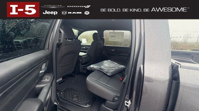 2026 RAM Ram 1500 RAM 1500 TRADESMAN CREW CAB 4X4 5'7' BOX