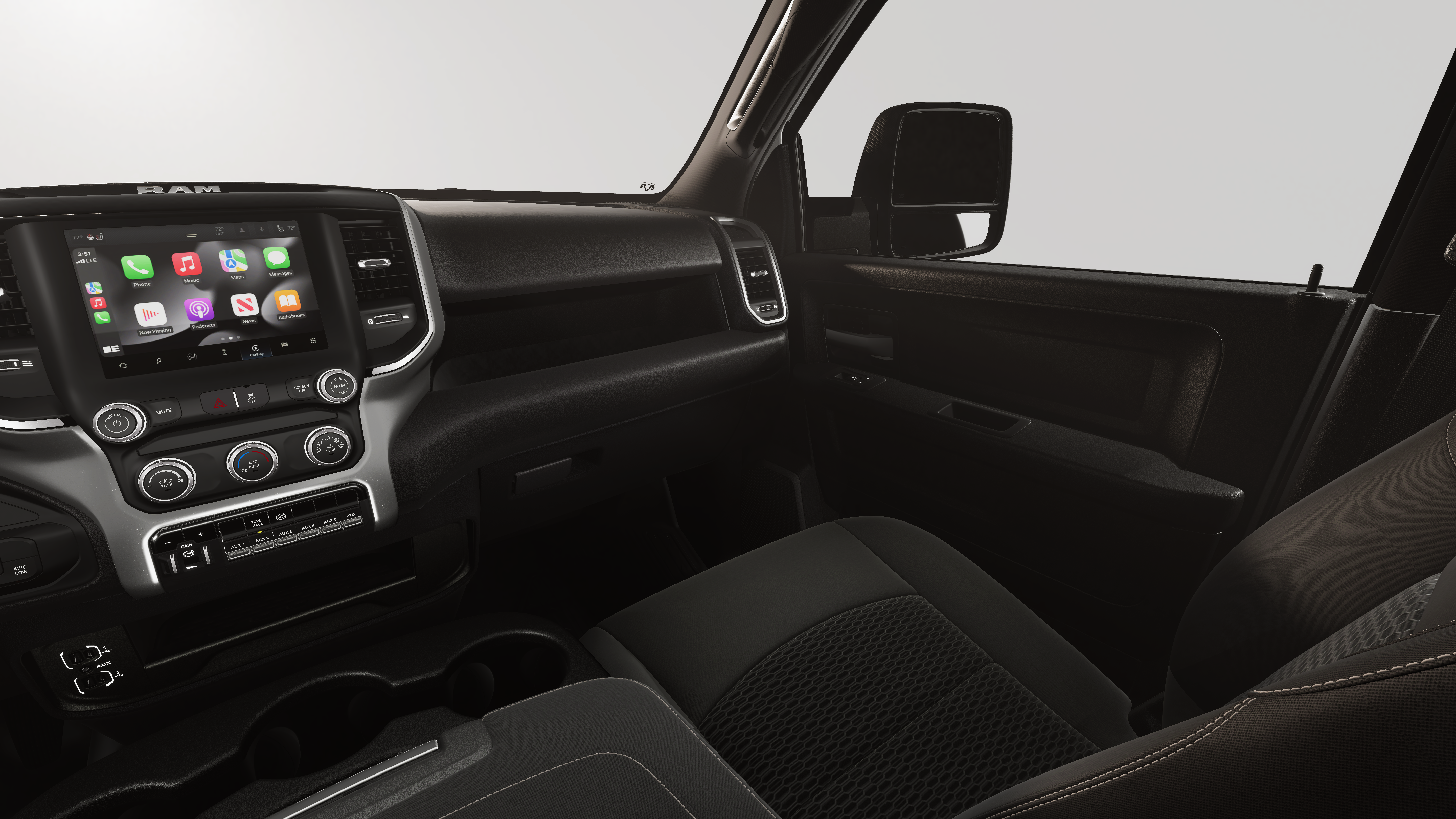 2026 RAM Ram 3500 Chassis Cab RAM 3500 TRADESMAN CREW CAB CHASSIS 4X4 60' CA