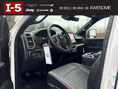 2026 RAM Ram 3500 Chassis Cab RAM 3500 TRADESMAN CREW CAB CHASSIS 4X4 60' CA