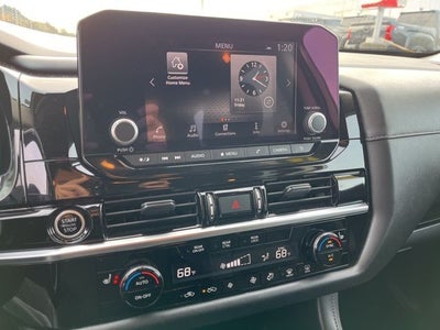 2023 Nissan Pathfinder SV 4WD