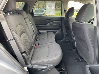 2023 Nissan Pathfinder SV 4WD