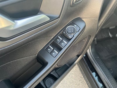 2022 Ford Escape Hybrid Titanium