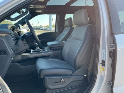 2025 Ford F-150 Lightning Lariat