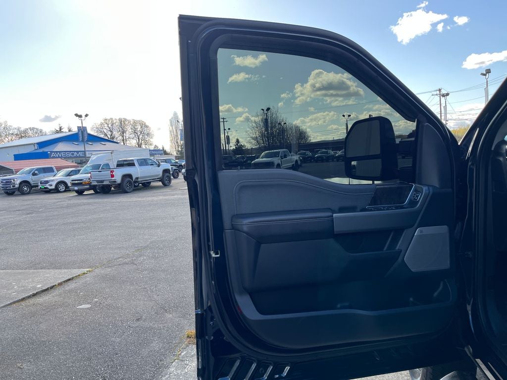 2024 Ford F-350SD Lariat