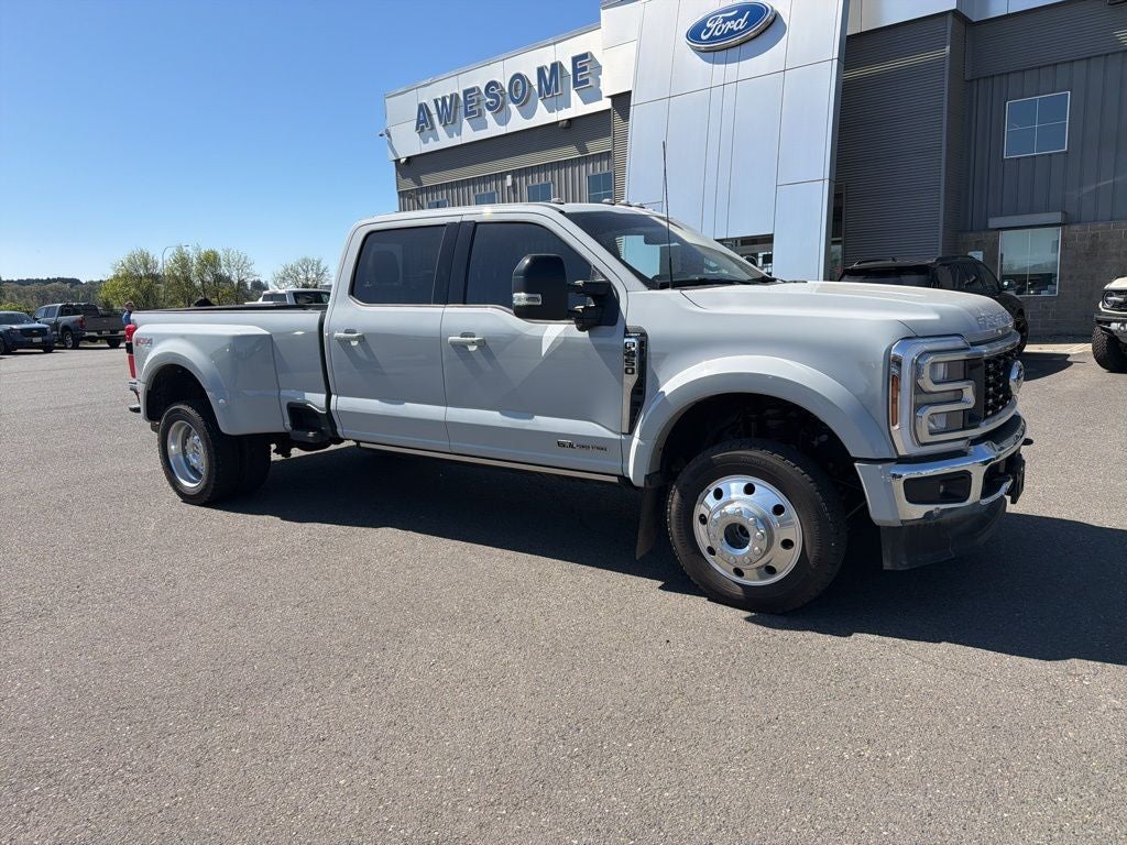 2025 Ford F-450SD Lariat DRW