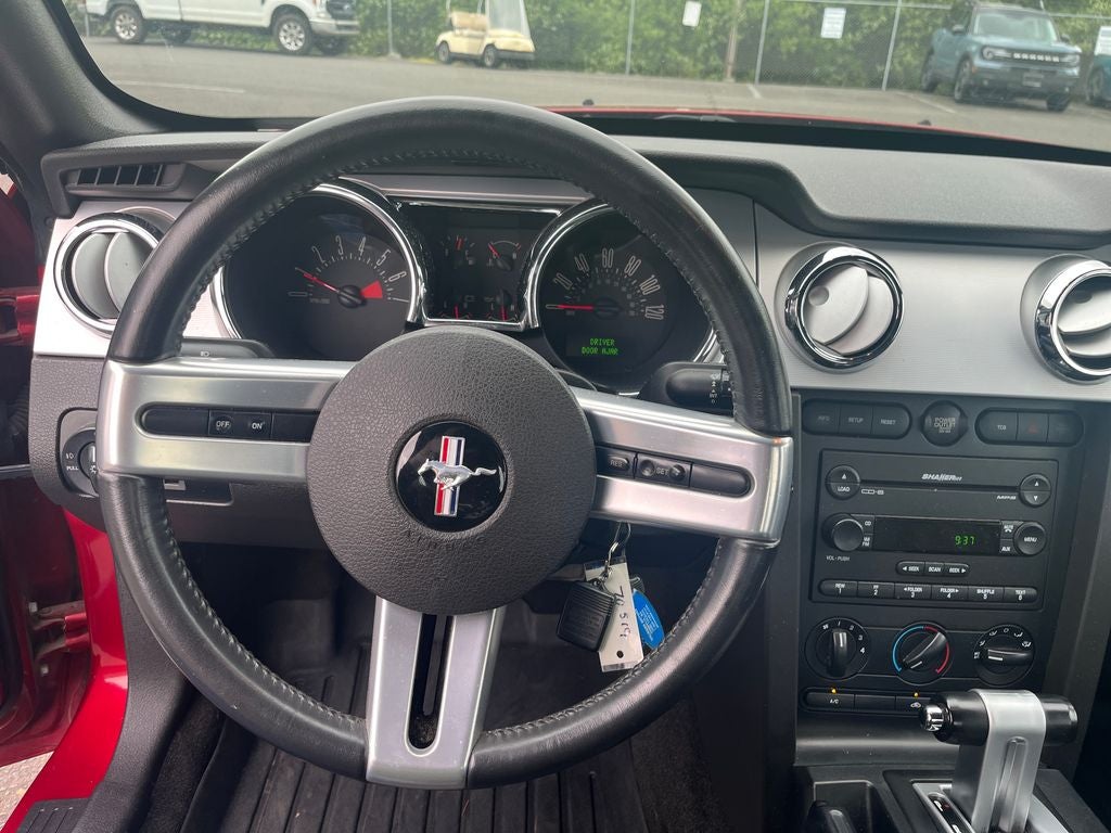 2006 Ford Mustang V6