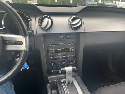 2006 Ford Mustang V6