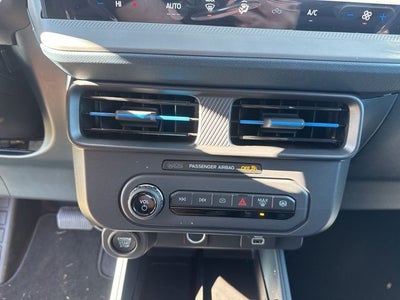 2025 Ford Maverick Lobo Standard