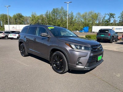 2019 Toyota Highlander SE