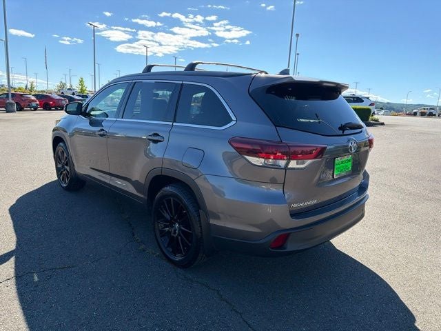2019 Toyota Highlander SE