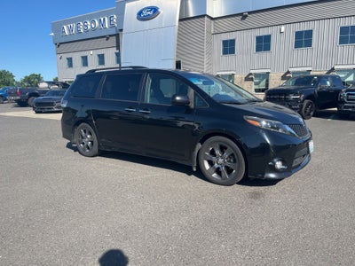 2015 Toyota Sienna SE Premium 8 Passenger