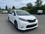 2017 Toyota Sienna SE 8 Passenger