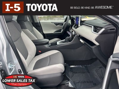 2025 Toyota RAV4 XLE