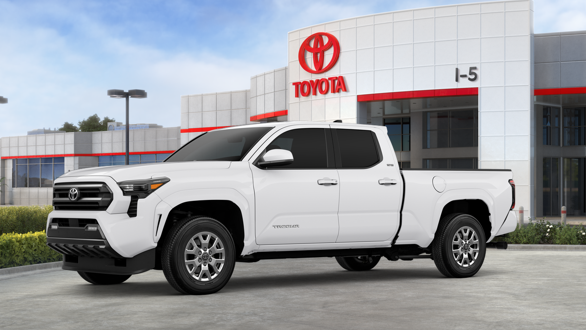 2026 Toyota Tacoma SR5
