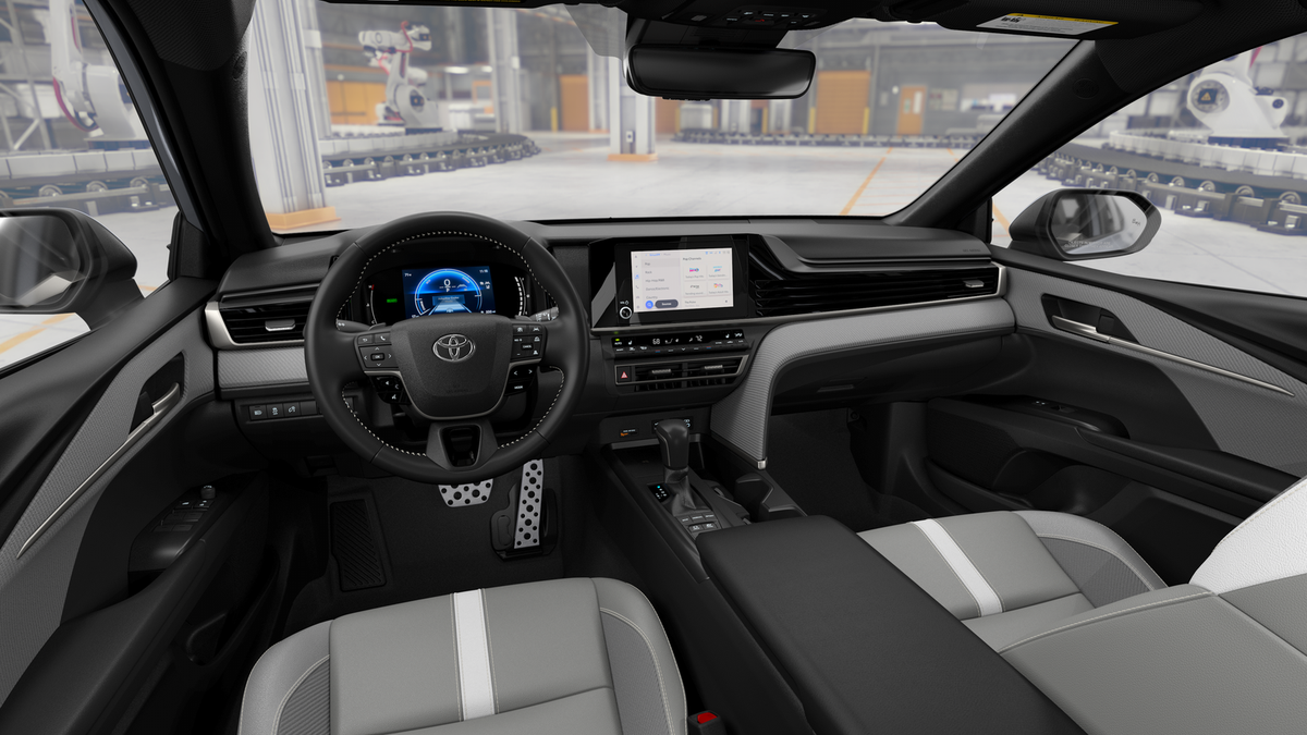 2026 Toyota Camry SE AWD