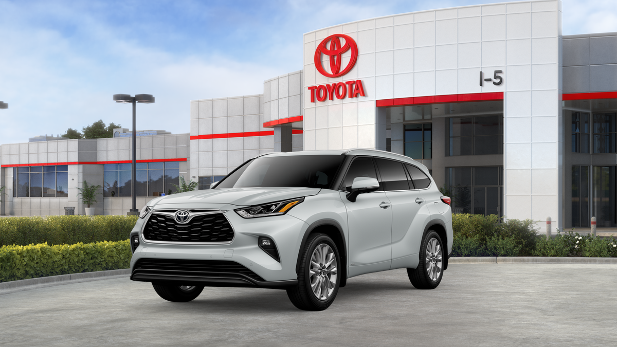 2026 Toyota Highlander Hybrid Limited