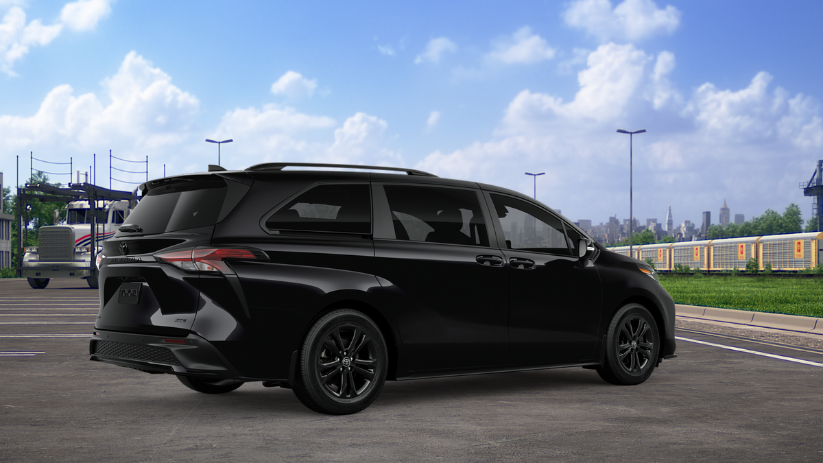 2026 Toyota Sienna XSE