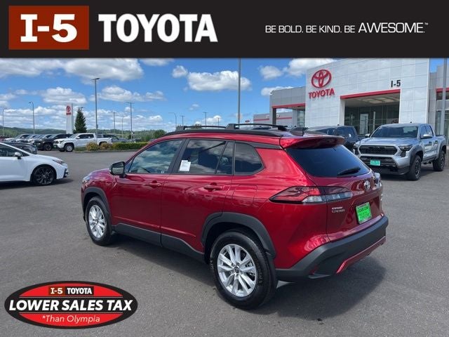 2026 Toyota Corolla Cross LE