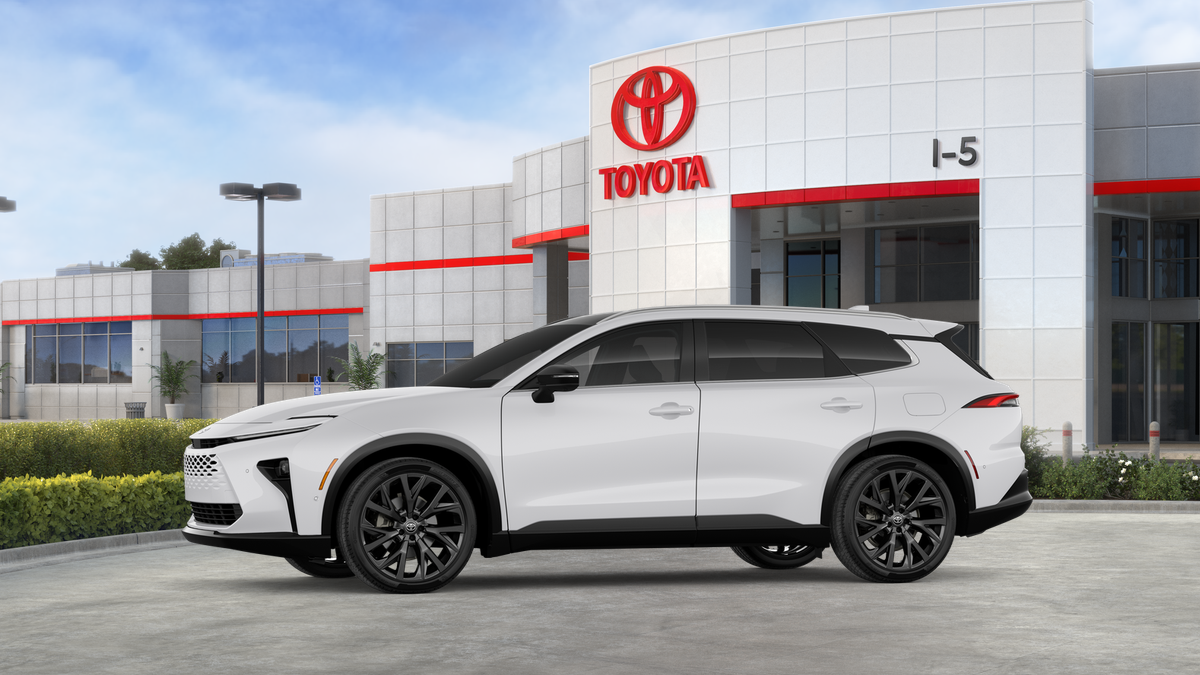 2026 Toyota Toyota Crown Signia Limited