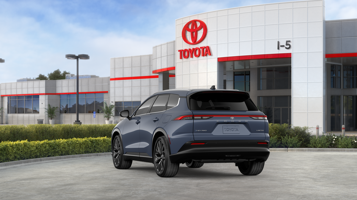 2025 Toyota Toyota Crown Signia Limited