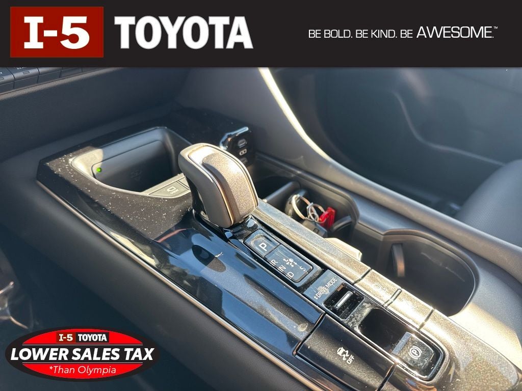 2025 Toyota Toyota Crown Signia Limited