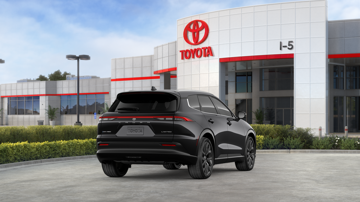 2025 Toyota Toyota Crown Signia Limited