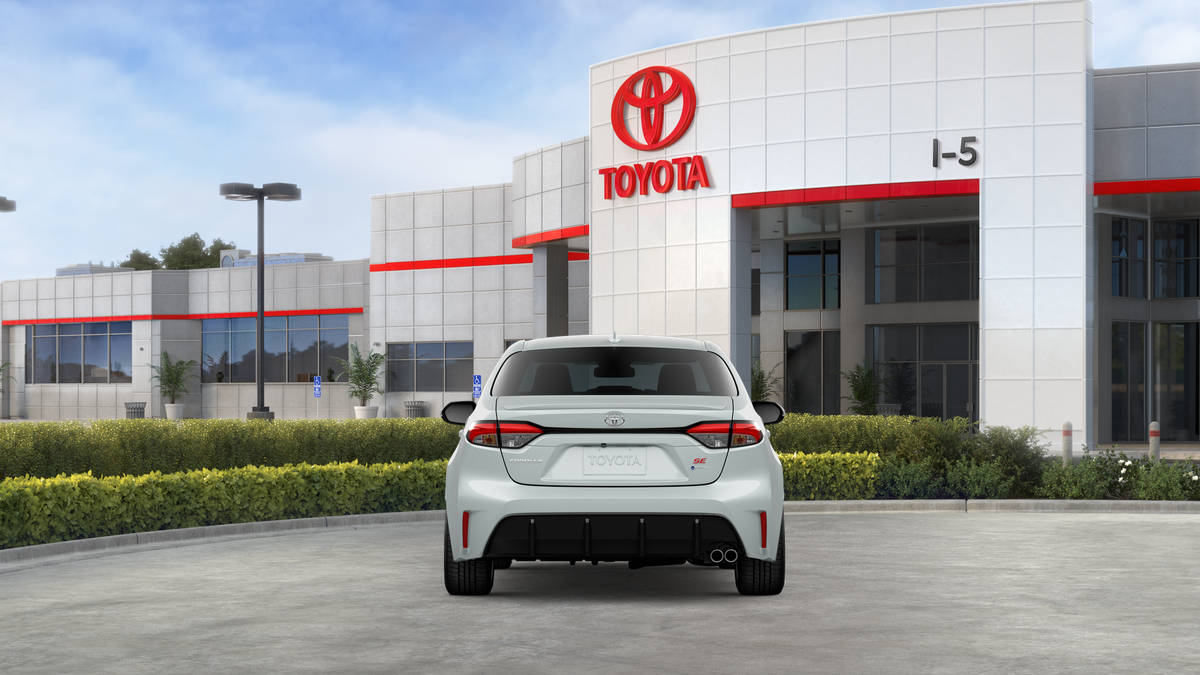 2026 Toyota Corolla Hybrid SE