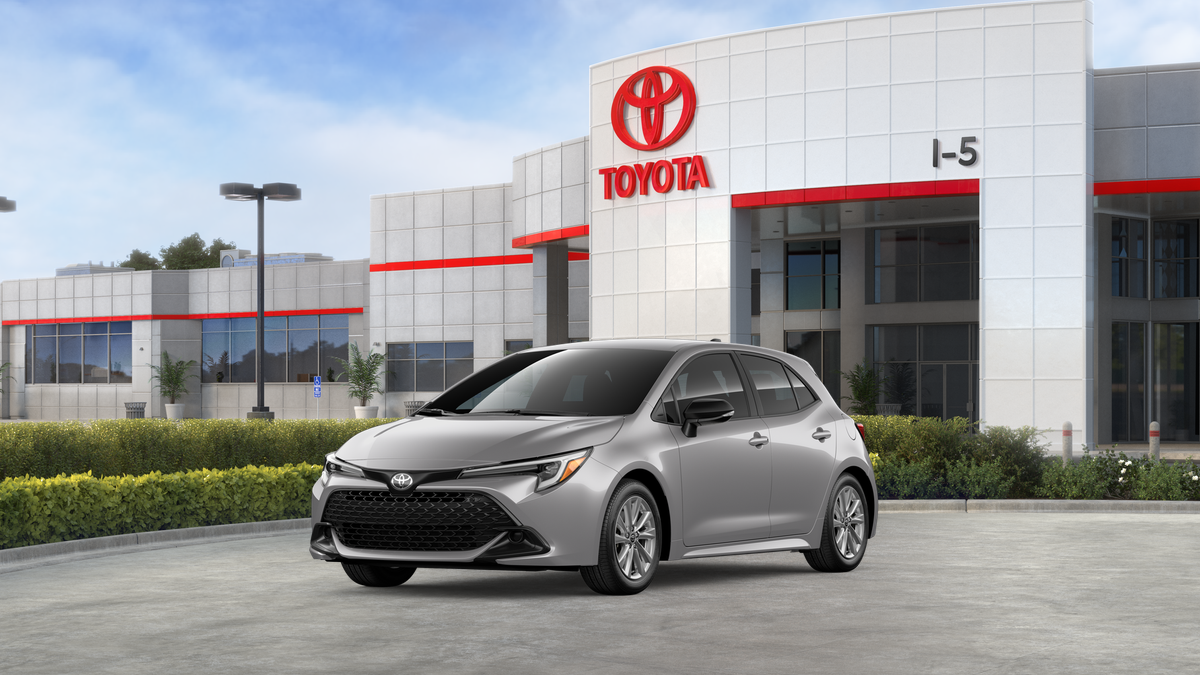 2026 Toyota Corolla Hatchback SE